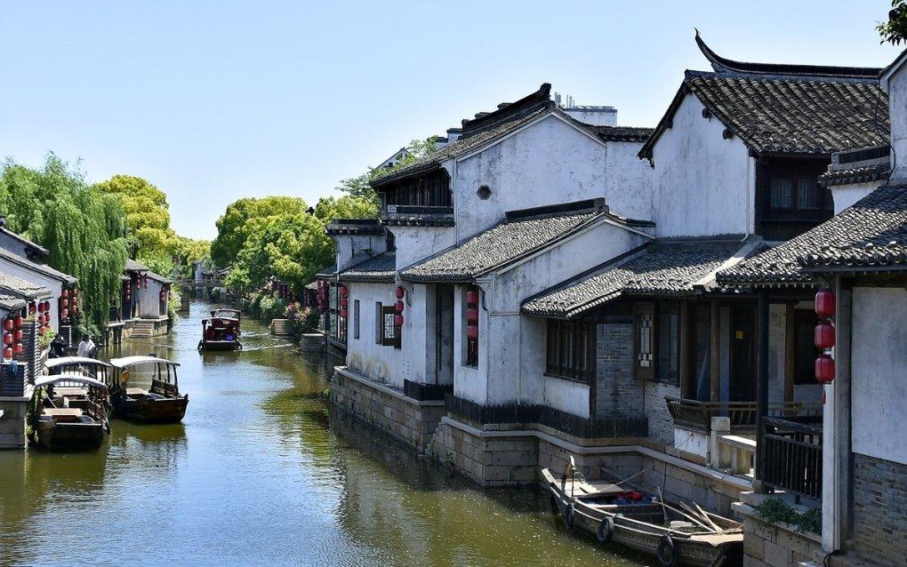 坦克出行